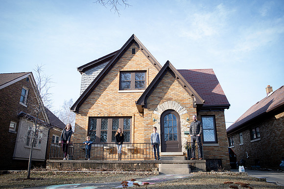 Front Porch Project 2020 - Milwaukee COVID-19
