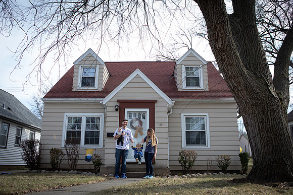 Front Porch Project 2020 - Milwaukee COVID-19