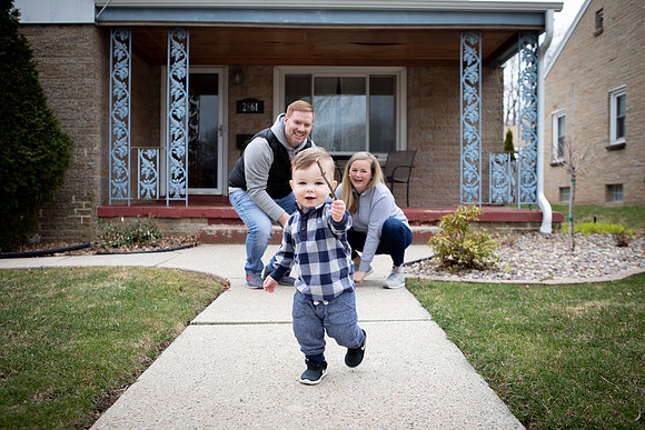 Front Porch Project 2020 - Milwaukee COVID-19