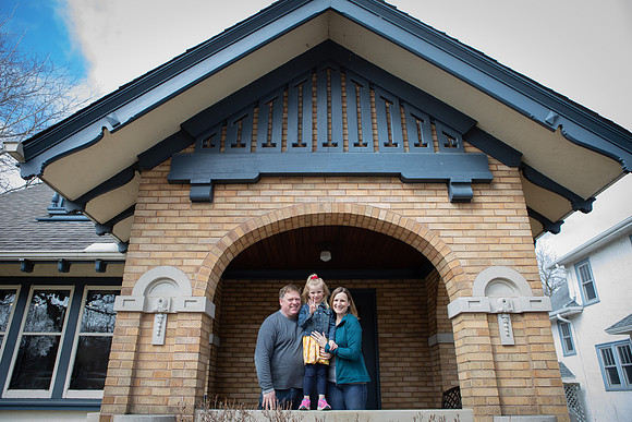 Front Porch Project 2020 - Milwaukee COVID-19