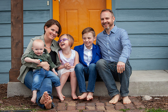Front Porch Project 2020 - Milwaukee COVID-19